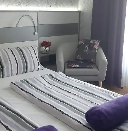 Lila Ház Apartamento *