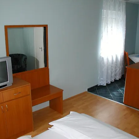 Apartamento Lila Ház *